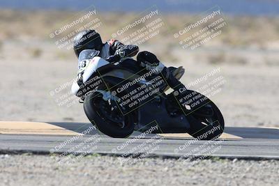 media/Oct-05-2025-CVMA (Sun) [[beeef4f201]]/Race 2-Supersport Middleweight/